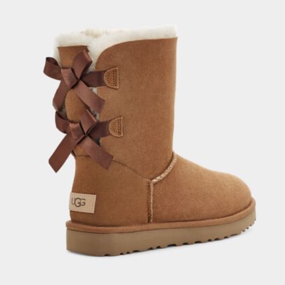 Uggs Bailey Bow Chestnut